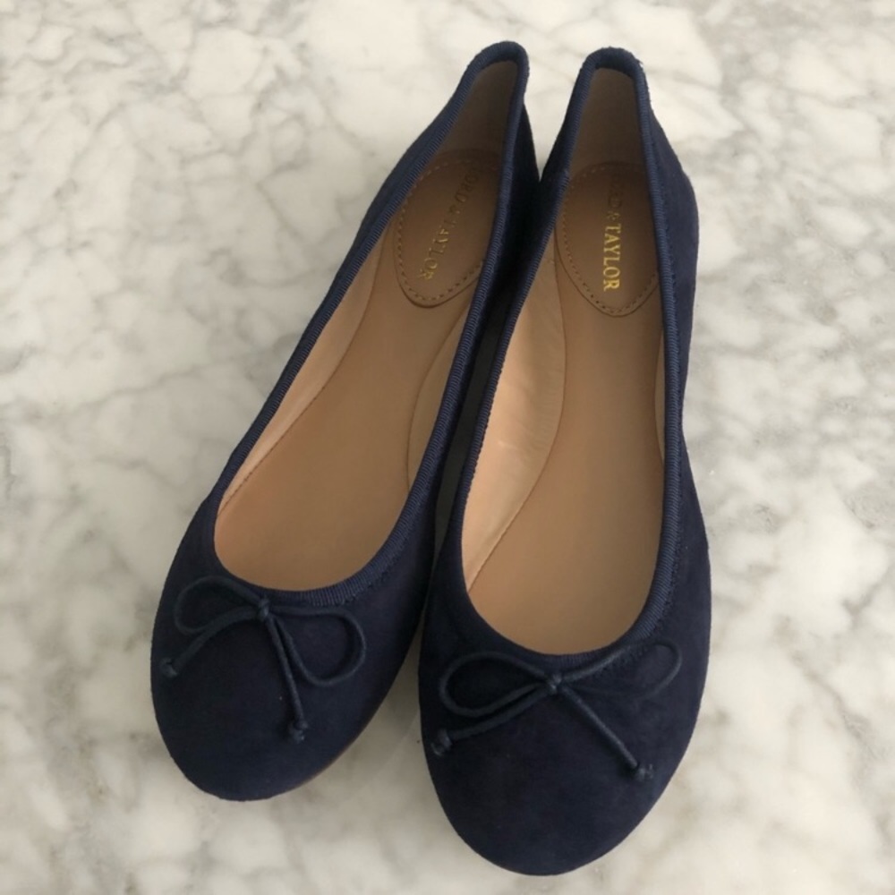 Ballerina  navy shoes - new in box